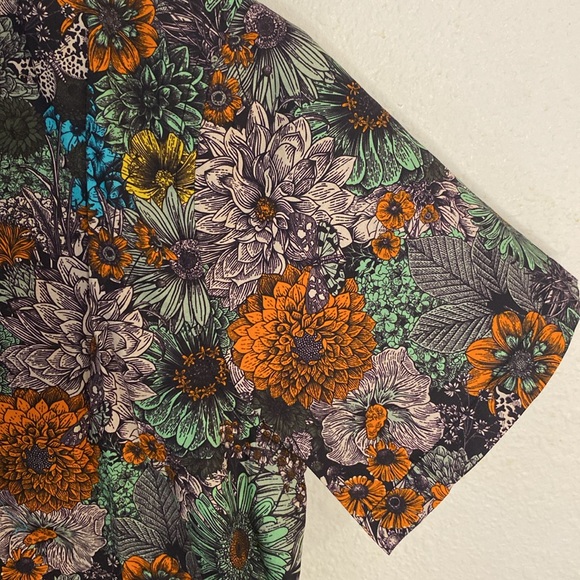 NWOT Wildfang Floral Button Down Shirt - Multicolor - Picture 2 of 5